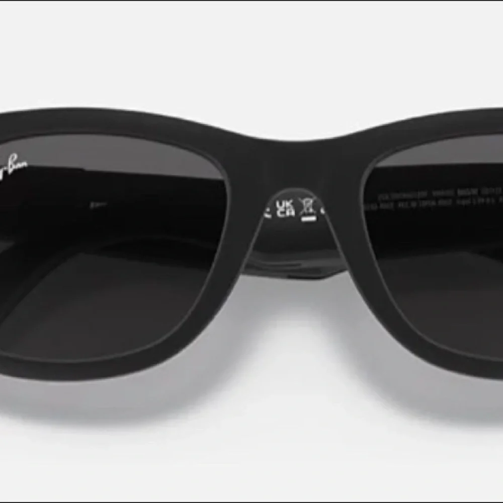 Brand N E W! Rayban Wayferer Stories